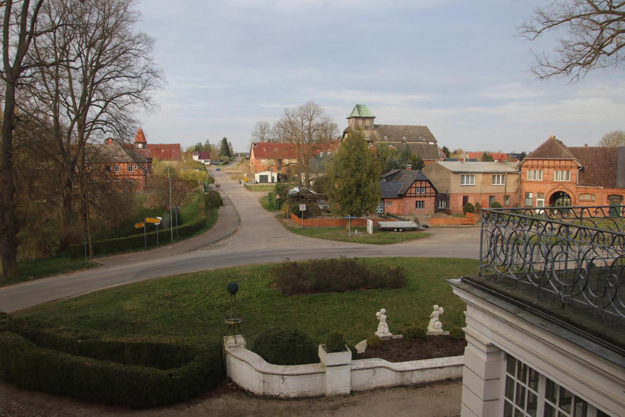 Schloss Badow Exterior photo